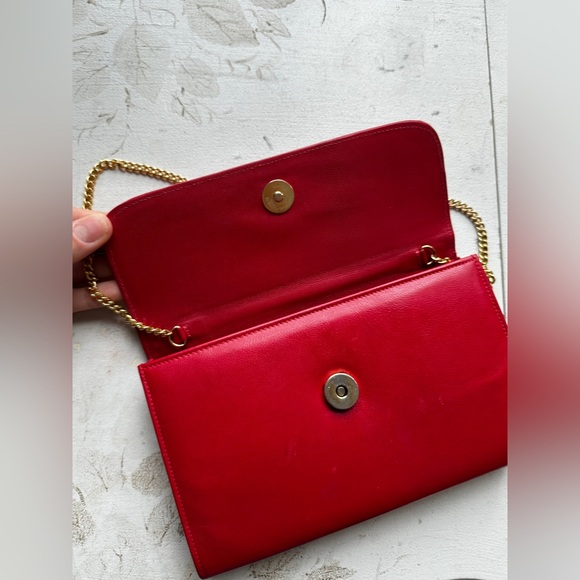 ✨Vintage Designer Oleg Cassini ✨ Vintage Red Soft Leather Clutch Crossbody Gold - Picture 8 of 16